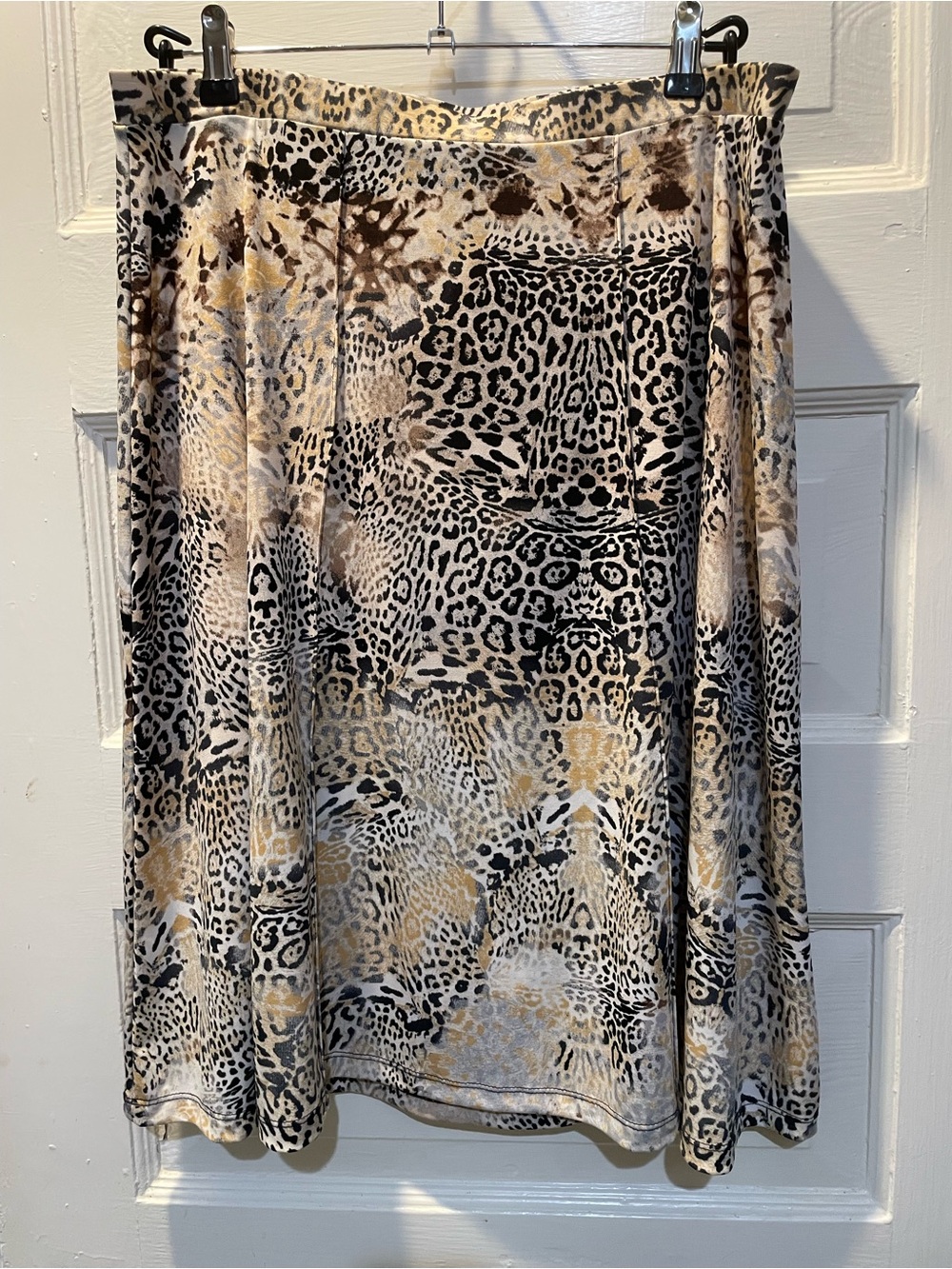 Women's Leopard Print A-Line Midi Skirt in Tan, Cream & Black, Large